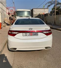 هيونداي أزيرا